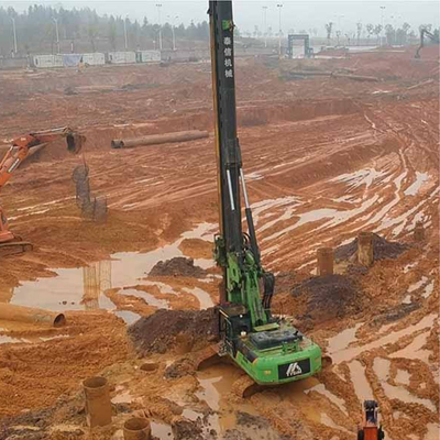 Thiết bị xây dựng Máy đóng cọc thủy lực Lực kéo tời chính 230 KN