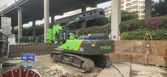 Giàn khoan tiếp cận chặt chẽ khoan 600mm với tốc độ quay 30 vòng / phút 8,5m
