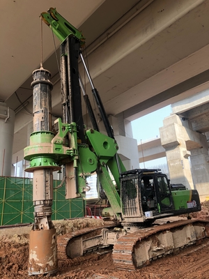 Công nghệ chuyên nghiệp Nền tảng máy đóng cọc thủy lực khoảng không thấp Nhỏ 560KN