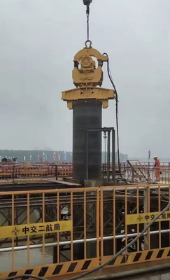 Nhập xưởng thủy lực nghiêng 13 tấn 45KW Excavator bên cầm tấm đống lái Vibro giá búa