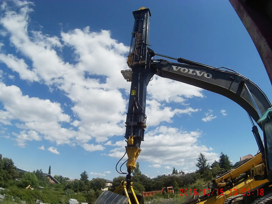 Cánh tay kính thiên văn gầu ngoạm bán kính hoạt động tối thiểu 5460mm có thể tùy chỉnh cho các nhu cầu công nghiệp khác nhau