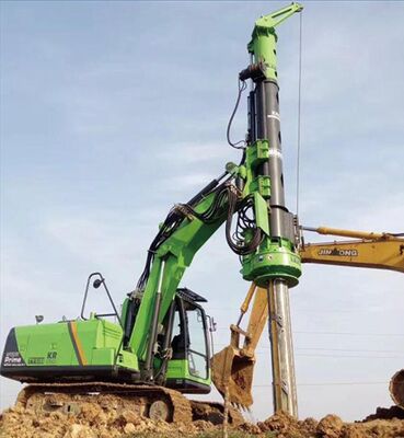 Máy đắp đống quay với lực nâng 50kN 35kNm Động lực đầu quay và độ nghiêng về phía trước 10 ° để xây dựng nền tảng đống hiệu quả